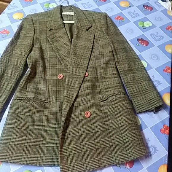 Women's jacket - Picture 1 of 4
